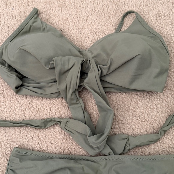 Green Bikini Set - Picture 3 of 5